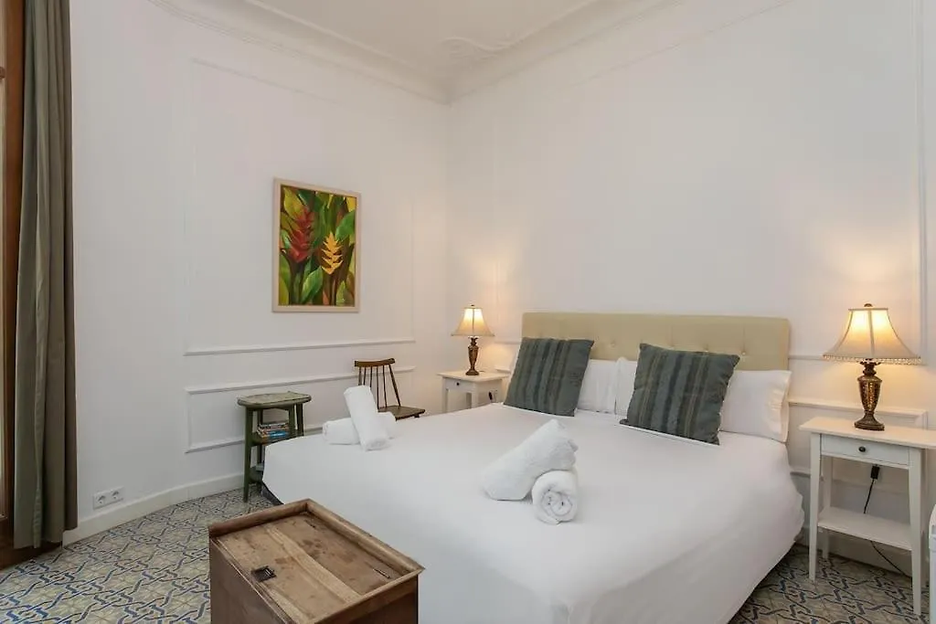 Canela Homes Barcelona Classic